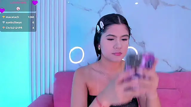 NatashaTaylor1 online show from March 20, 11:06 pm