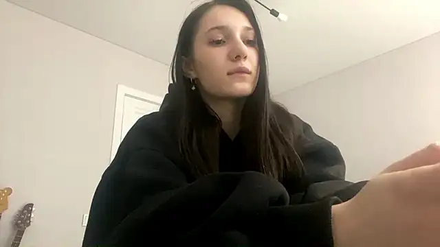 miaumiau Mia online show from March 11, 6:57 pm