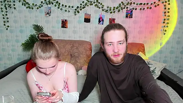 swiity room  online show from February 6, 6:04 pm