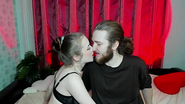 swiity room  online show from April 8, 6:53 pm