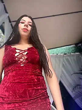 ShyDesireXXX online show from February 6, 9:00 pm