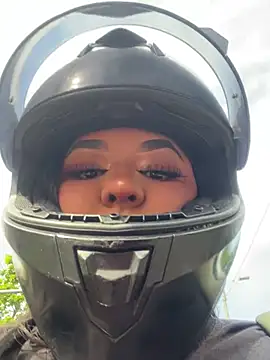 Isabella Belmont online show from January 13, 8:13 pm