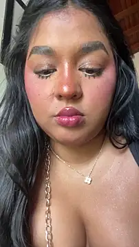 Isabella Belmont online show from May 5, 6:22 pm