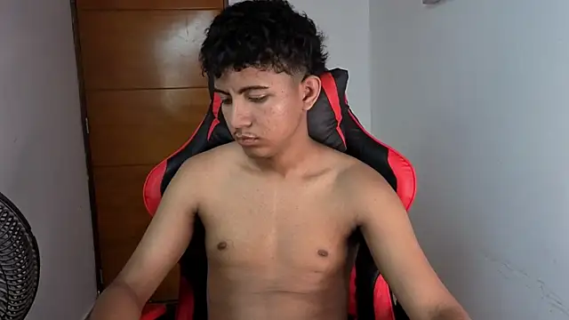 Alluringangel23 online show from March 17, 12:02 am