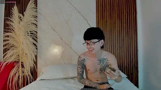 Snapshot of diana_santy chatting on July 19, 6:59 pm diana santy online show from July 19, 6:59 pm