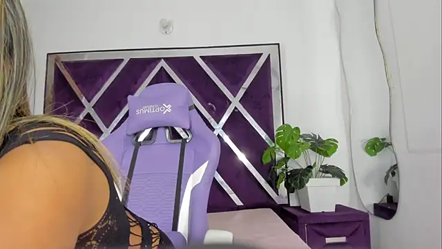 sharithasm online show from January 7, 9:31 pm