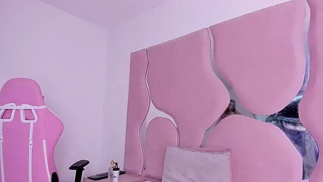 sharithasm online show from April 13, 8:57 pm