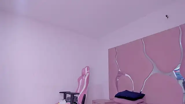 sharithasm online show from February 26, 8:09 pm