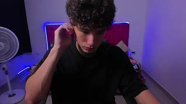 Snapshot of jean_burns chatting on March 1, 7:47 pm jean burns online show from March 1, 7:47 pm