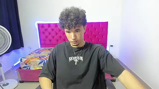 Snapshot of jean_burns chatting on February 13, 8:31 pm jean burns online show from February 13, 8:31 pm