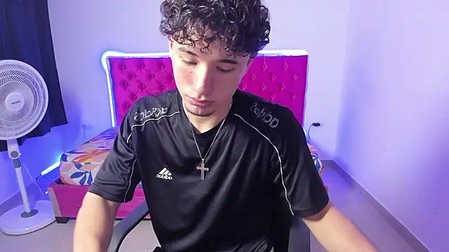 Snapshot of jean_burns chatting on February 1, 10:19 pm jean burns online show from February 1, 10:19 pm