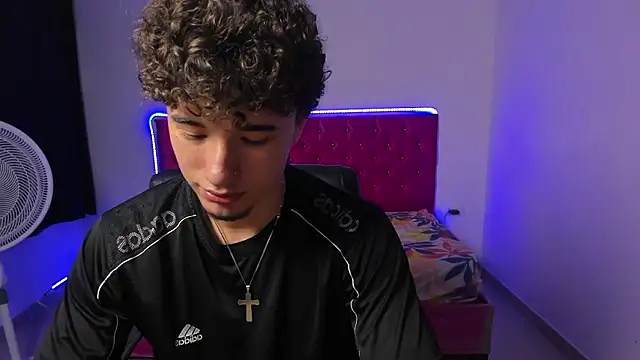 Snapshot of jean_burns chatting on February 20, 8:00 pm jean burns online show from February 20, 8:00 pm