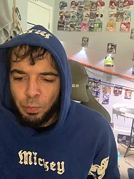 Snapshot of PRBoricua787 chatting on August 5, 6:35 pm PRBoricua787 online show from August 5, 6:35 pm