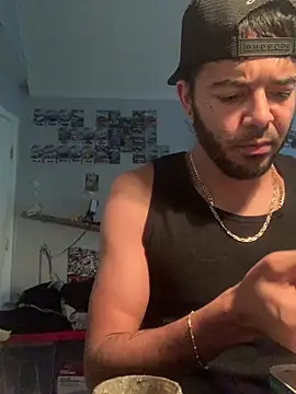 Snapshot of PRBoricua787 chatting on June 18, 6:02 pm PRBoricua787 online show from June 18, 6:02 pm