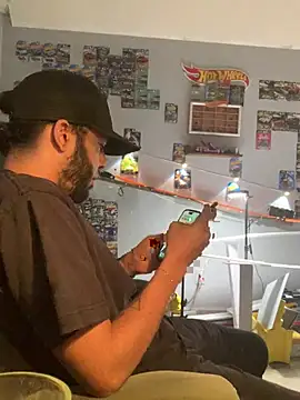 Snapshot of PRBoricua787 chatting on July 1, 4:13 am PRBoricua787 online show from July 1, 4:13 am