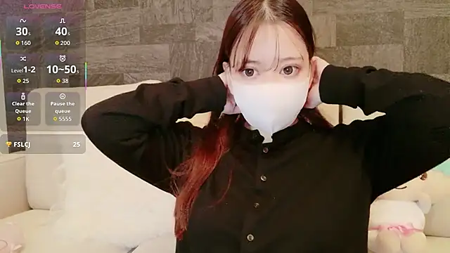 Mayu 000 online show from April 17, 9:50 pm