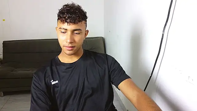 naugthy boy88 online show from April 13, 12:14 am