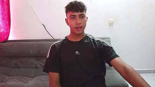 naugthy boy88 online show from March 13, 2:33 pm