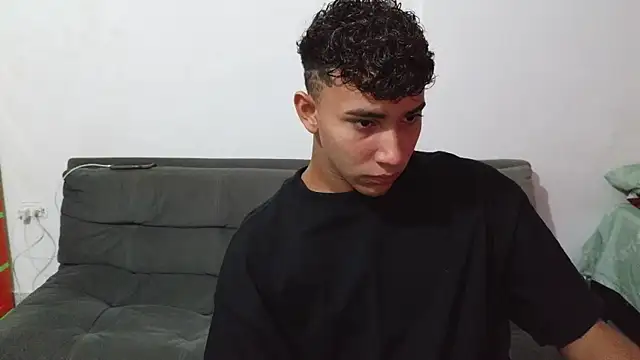 naugthy boy88 online show from January 18, 10:13 pm