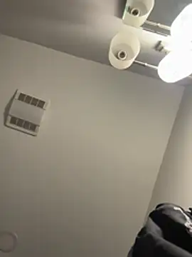 xouniq online show from February 6, 11:23 pm