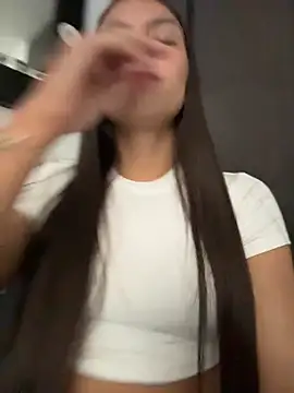 TaylorrHill online show from March 1, 9:48 pm