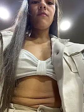 TaylorrHill online show from March 21, 7:29 pm