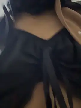 TaylorrHill online show from March 16, 2:32 pm