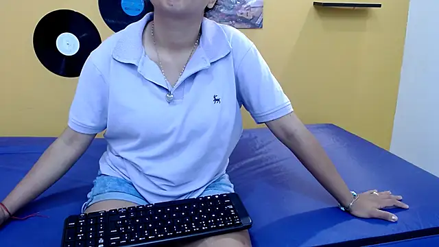 marcelasweet457 online show from March 20, 1:34 pm