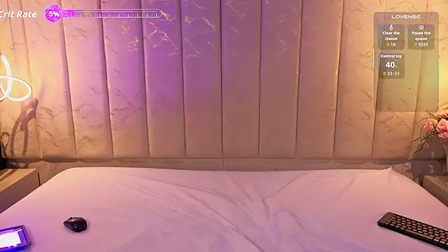 JulieDeep online show from April 5, 2:02 pm