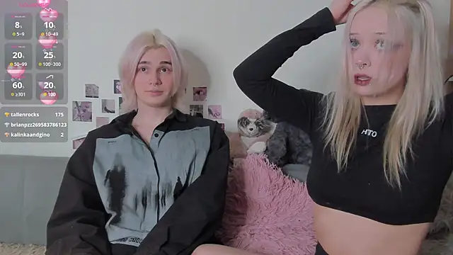 SweetheartsFriends online show from April 10, 8:49 pm