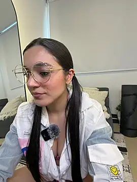 Snapshot of EVA_WILD1 chatting on February 17, 9:23 pm EVA WILD1 online show from February 17, 9:23 pm