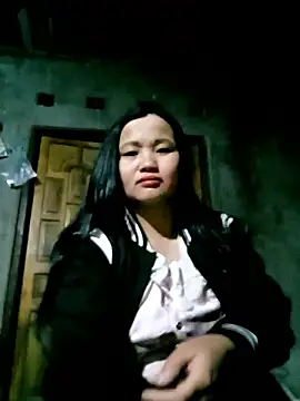 Snapshot of valerle chatting on January 8, 2:45 pm valerle online show from January 8, 2:45 pm