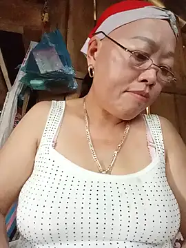 Snapshot of Agnes-baby chatting on July 10, 1:49 am Agnes-baby online show from July 10, 1:49 am