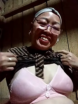 Agnes-baby online show from February 25, 12:49 pm