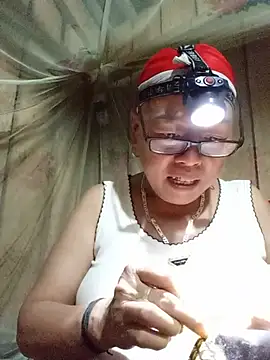 Snapshot of Agnes-baby chatting on July 16, 2:36 pm Agnes-baby online show from July 16, 2:36 pm