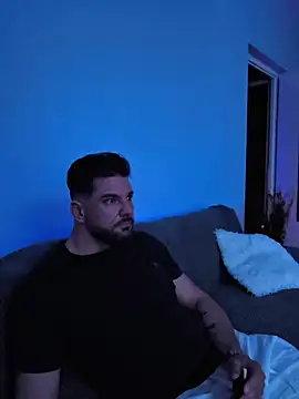 Snapshot of Angelo_33 chatting on January 8, 6:30 am Angelo 33 online show from January 8, 6:30 am