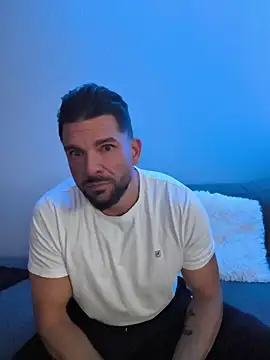 Angelo 33 online show from February 3, 2:22 pm