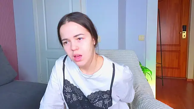 Vicki Bee online show from January 9, 11:17 am