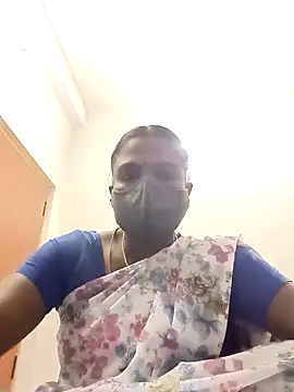 Snapshot of Tamil_Maha69 chatting on February 13, 5:35 pm Tamil Maha69 online show from February 13, 5:35 pm