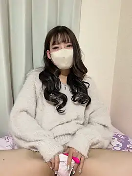 ri wan online show from April 8, 1:01 pm