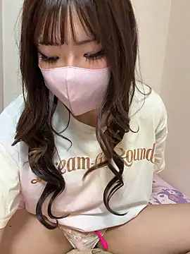 ri wan online show from May 11, 1:23 pm