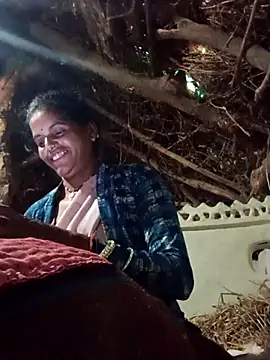 Manvi hote online show from January 16, 2:04 am