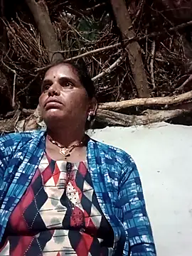 Manvi hote online show from February 5, 4:14 pm