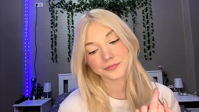 LlsabethHaze online show from January 8, 5:08 pm