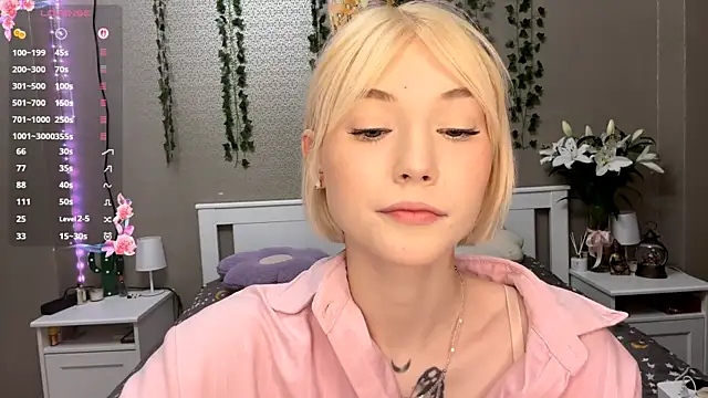 LlsabethHaze online show from February 13, 2:06 pm