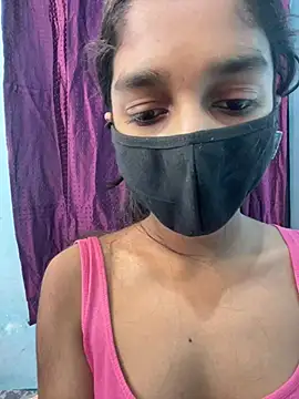 HotxAnamika online show from February 11, 10:04 am