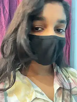 HotxAnamika online show from February 21, 9:11 am