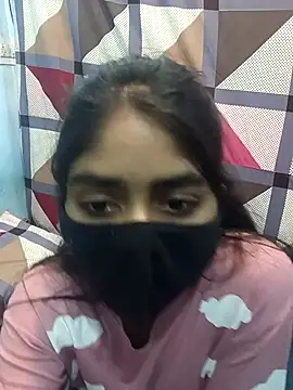 HotxMuskan online show from February 19, 9:06 am