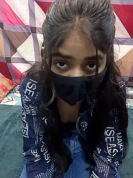 HotxMuskan online show from February 18, 9:50 am