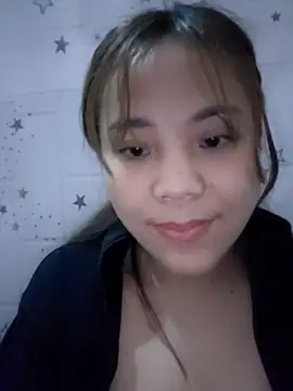 utlesexy online show from February 8, 12:03 pm